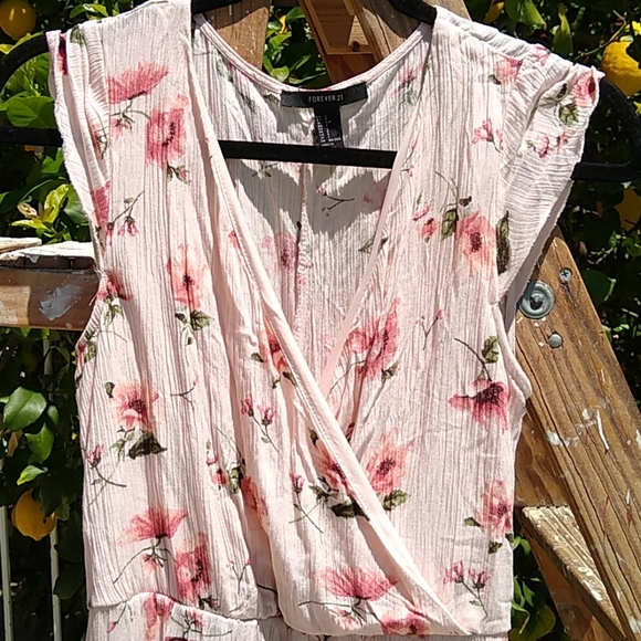 Forever 21 Dresses & Skirts - Forever 21 Hi-lo Romper Light Pink Floral/ Small